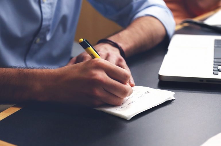 Comment choisir une bonne agence web et référencement: 12 questions essentielles à poser